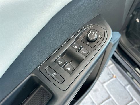 New 2026 Volkswagen Taos S image 13