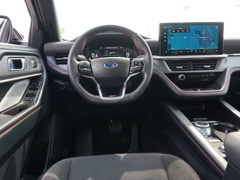 Used 2025 Ford Explorer ST w/ Sun And Sound Package AWD/4WD image 23