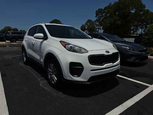 Used 2019 Kia Sportage LX w/ Option Group 017 FWD image 3