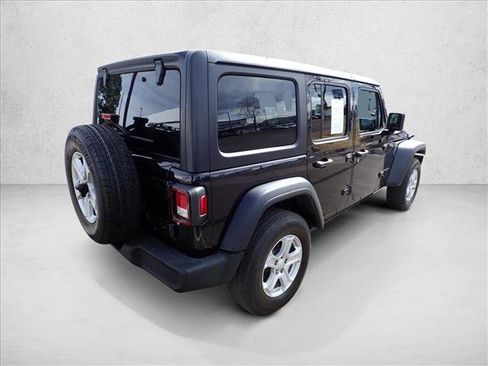 Used 2021 Jeep Wrangler Unlimited Sport image 4