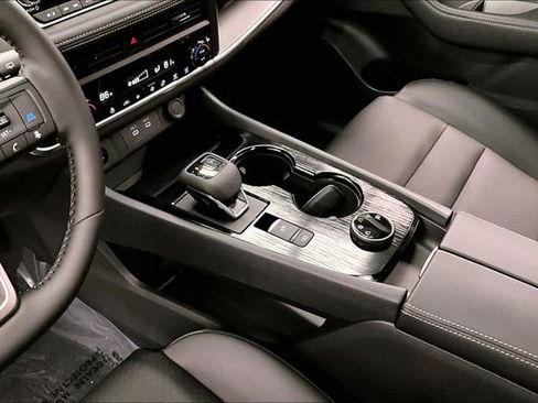 New 2026 Nissan Rogue SV AWD/4WD image 9