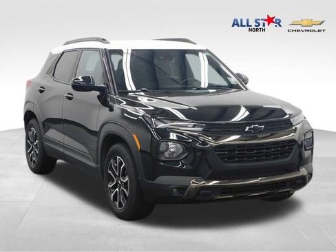 Used 2023 Chevrolet TrailBlazer ACTIV w/ Convenience Package image 1