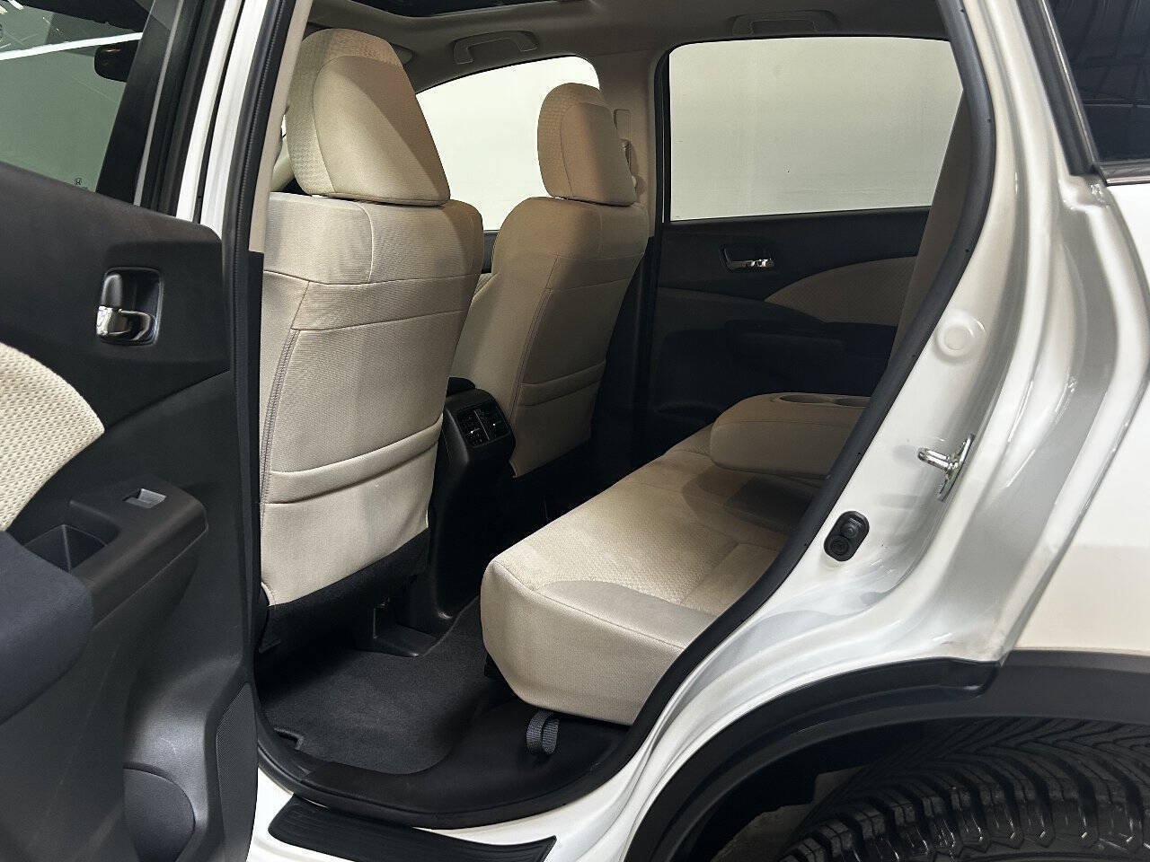 Used 2016 Honda CR-V EX image 24