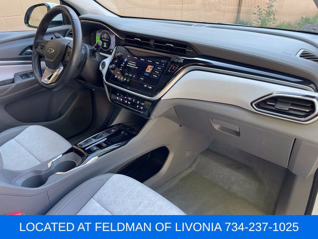 Used 2023 Chevrolet Bolt EUV Premier w/ Super Cruise Package FWD image 29