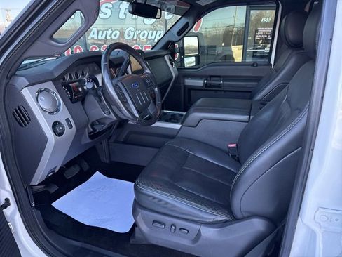 Used 2015 Ford F250 Lariat w/ Lariat Ultimate Package image 29