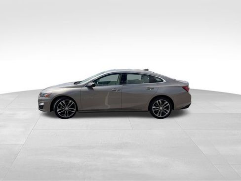 Used 2024 Chevrolet Malibu LT FWD image 3