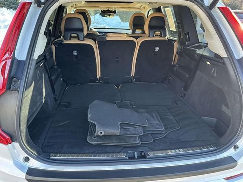 Used 2016 Volvo XC90 T6 Momentum image 15