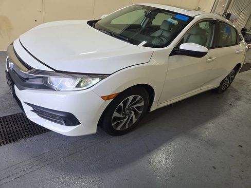 Used 2017 Honda Civic EX image 1