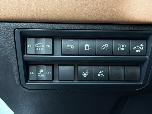 Used 2026 Toyota Sequoia 1794 Edition AWD/4WD image 32