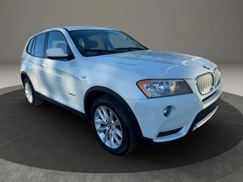 Used 2014 BMW X3 xDrive28i AWD/4WD image 2