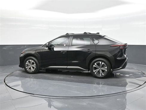 Used 2024 Toyota bZ4X XLE image 5