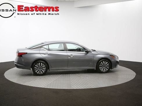 Used 2024 Nissan Altima 2.5 SV image 77