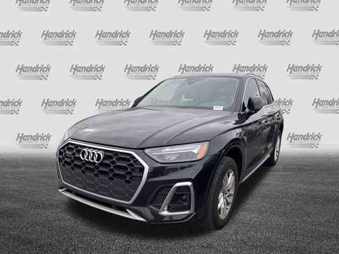 Used 2023 Audi Q5 2.0T Premium w/ Convenience Package image 6