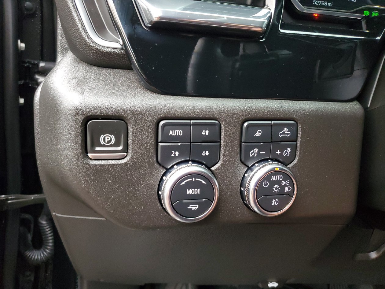 Used 2024 GMC Sierra 1500 Elevation w/ Preferred Package AWD/4WD image 30