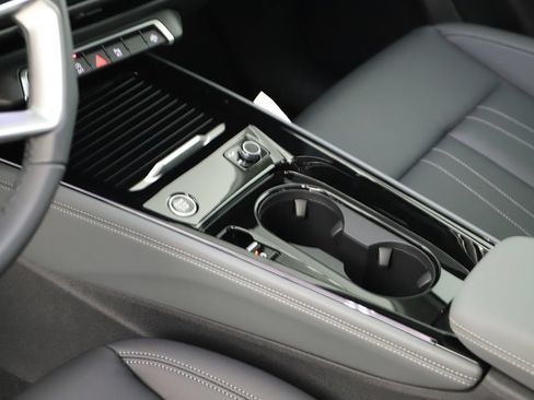 New 2026 Audi Q3 quattro 2.0T AWD/4WD image 17