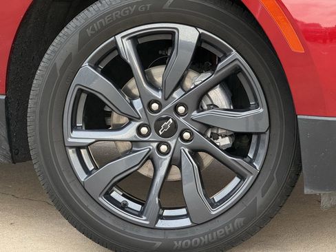 Certified 2024 Chevrolet Equinox RS w/ LPO, Floor Liner Package image 9