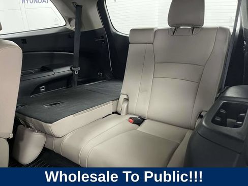 Used 2016 Honda Pilot Touring image 17