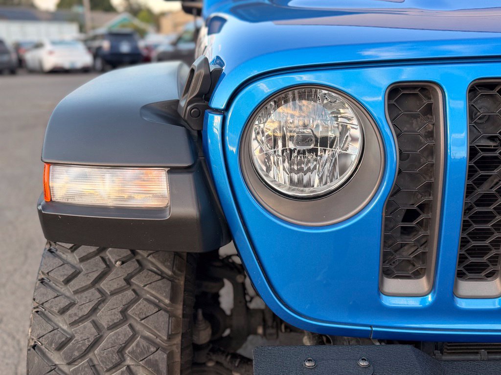 Used 2022 Jeep Gladiator Rubicon AWD/4WD image 11