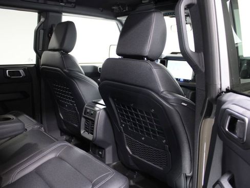 New 2025 Ford Bronco Big Bend w/ Black Diamond Package image 28