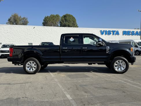 Certified 2018 Ford F350 Platinum w/ Platinum Ultimate Package image 10