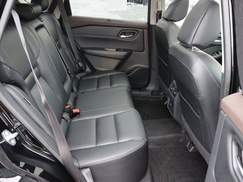 Used 2022 Nissan Rogue SL w/ SL Premium Package image 24