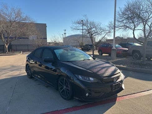Used 2020 Honda Civic Sport image 3