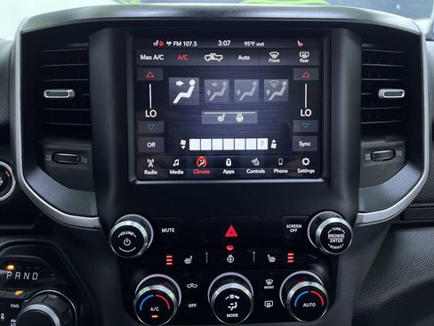 Used 2020 RAM 1500 Big Horn AWD/4WD image 24