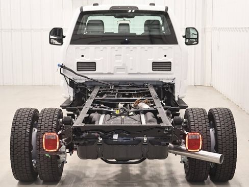 New 2026 Ford F550 4x4 Regular Cab Super Duty image 7