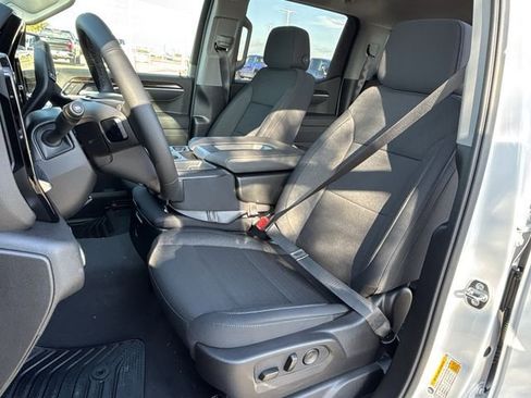New 2026 GMC Sierra 1500 SLE w/ Preferred Package image 22