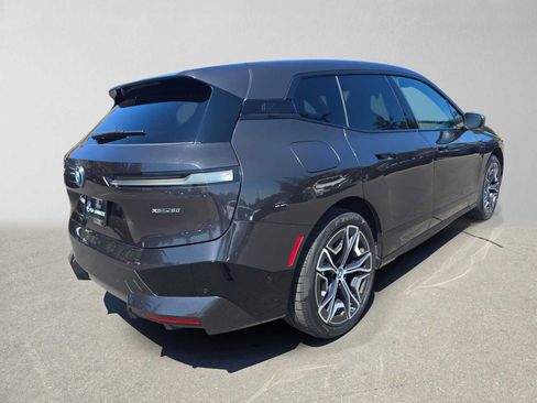 Used 2024 BMW iX xDrive50 w/ Premium Package AWD/4WD image 3