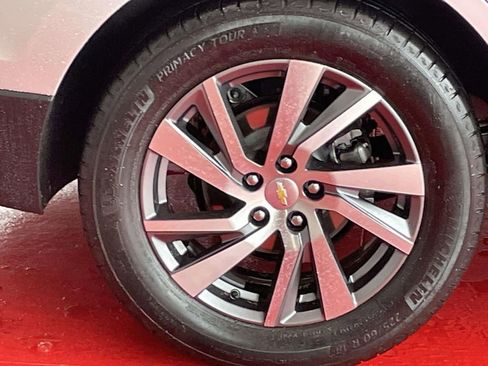 Used 2022 Chevrolet Equinox Premier image 13