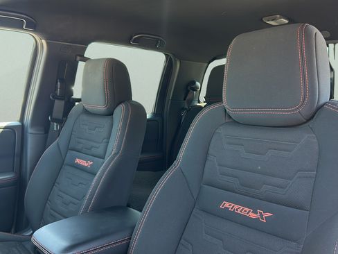 Used 2025 Nissan Frontier Pro-X RWD image 14
