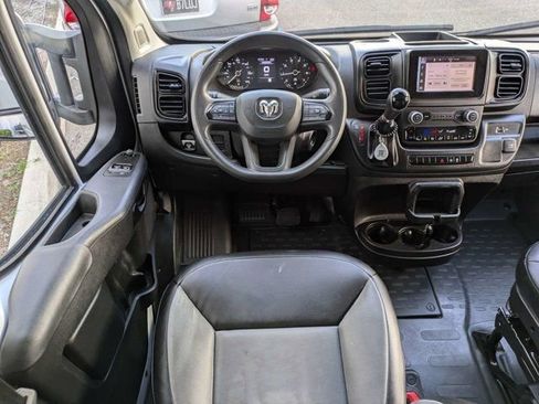 Used 2023 RAM ProMaster 2500 FWD image 17