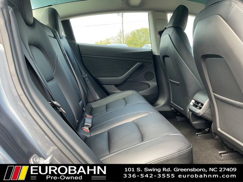 Used 2023 Tesla Model 3 Standard Range image 15