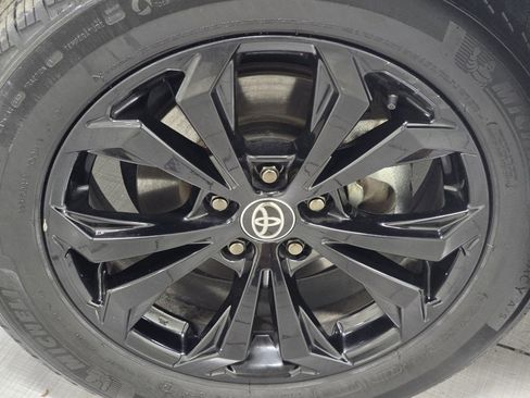 Certified 2024 Toyota RAV4 XSE image 9