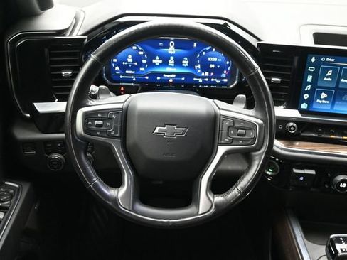 Used 2023 Chevrolet Silverado 1500 RST AWD/4WD image 23