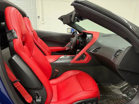 Used 2018 Chevrolet Corvette Grand Sport image 10