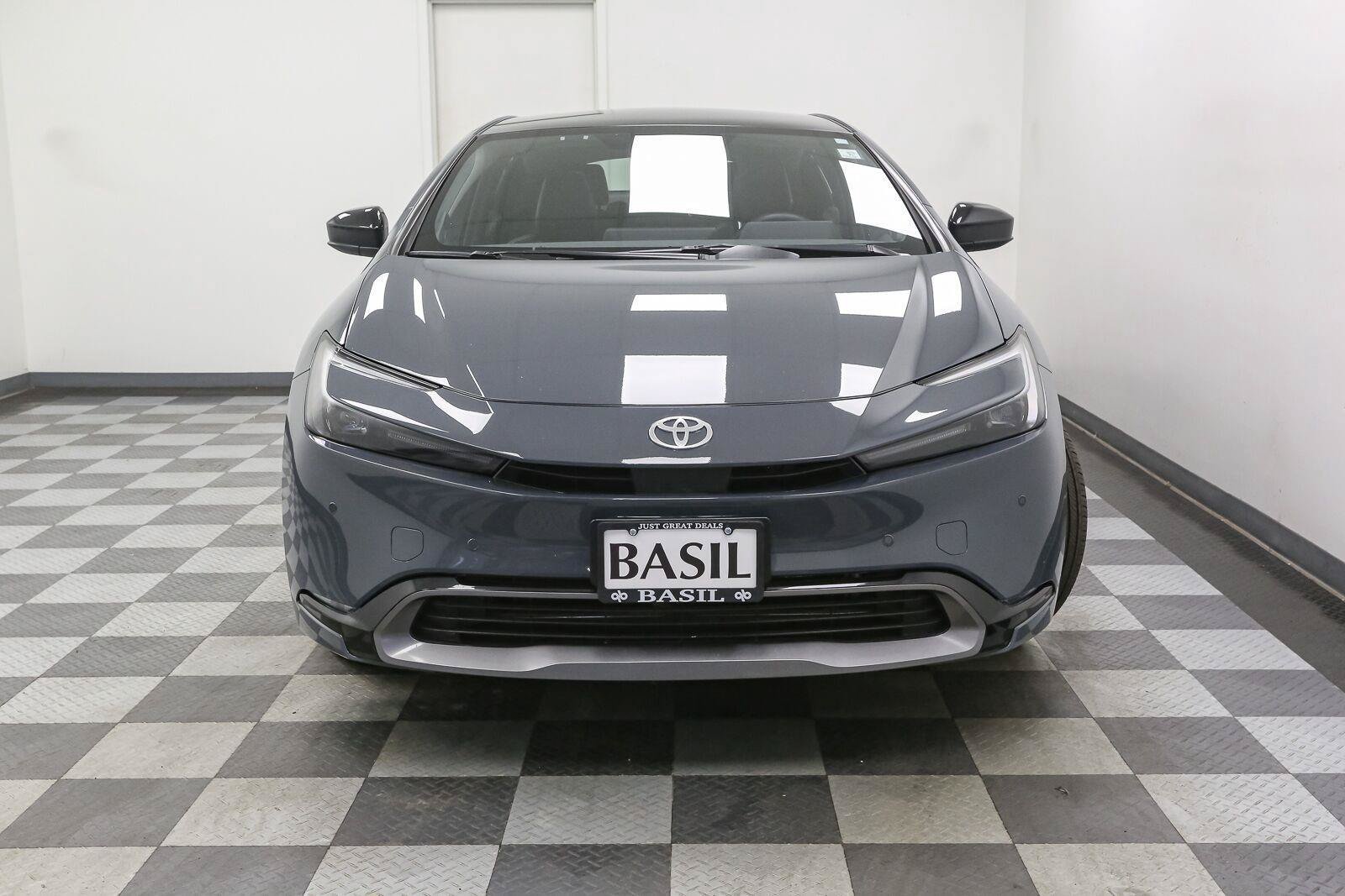 Used 2023 Toyota Prius Limited AWD/4WD image 3