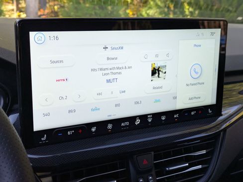 New 2026 Ford Escape ST-Line w/ Tech Pack #1 image 18