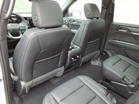 New 2026 GMC Acadia Elevation w/ Black Edition image 16