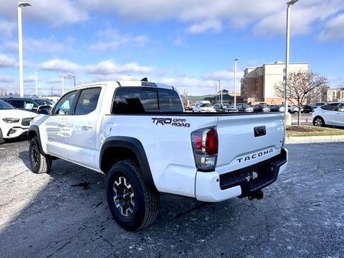 Used 2021 Toyota Tacoma TRD Off-Road w/ Technology Package image 8