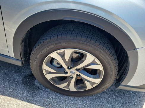 Used 2020 Subaru Outback Limited AWD/4WD image 8