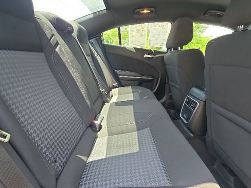 Used 2023 Dodge Charger SXT RWD image 10