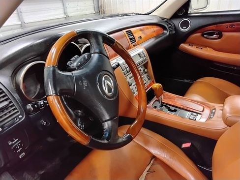 Used 2005 Lexus SC 430 Convertible image 11