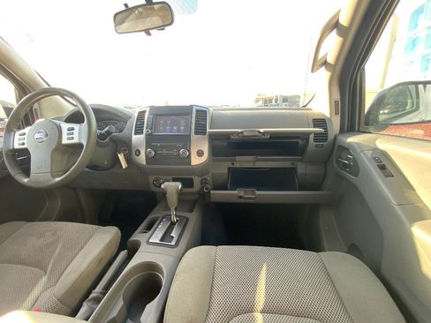 Used 2019 Nissan Frontier SV image 23