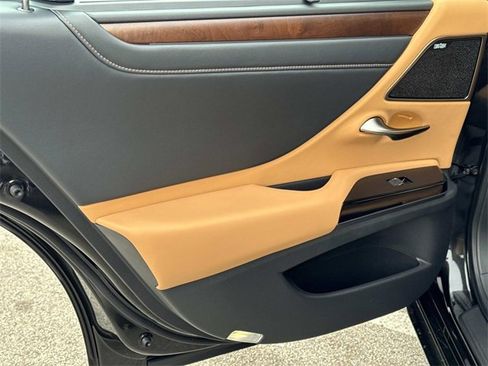 New 2025 Lexus ES 350 Ultra Luxury image 12