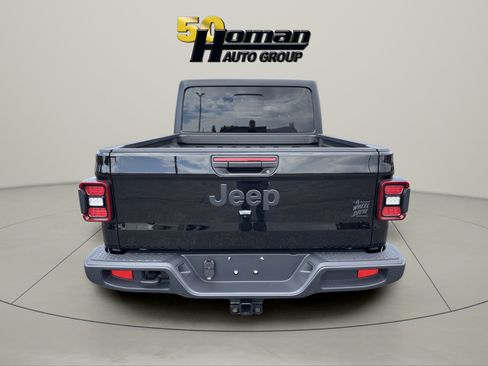 New 2026 Jeep Gladiator Sport AWD/4WD image 4