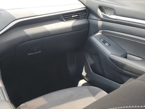Used 2019 Nissan Altima 2.5 SV AWD/4WD image 25