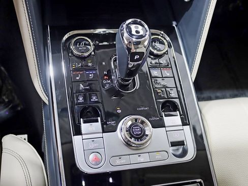 Used 2020 Bentley Flying Spur W12 AWD/4WD image 28