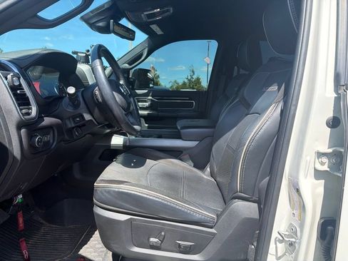 Used 2022 RAM 2500 Laramie AWD/4WD image 2